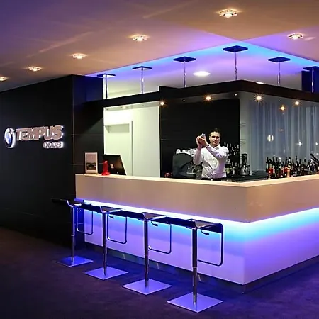 Tempus Club Garni Братислава