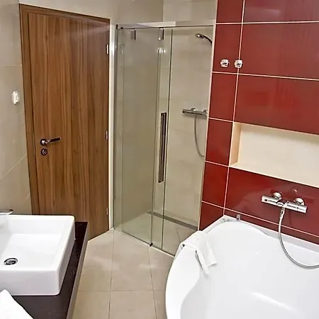 Отель Tempus Club Garni