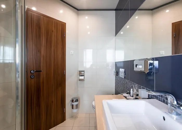 Tempus Club Garni Hotel